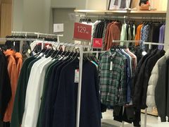 -hotwind热风(中贸广场店)