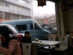 靠窗位-迎桂馒头店(博爱路店)