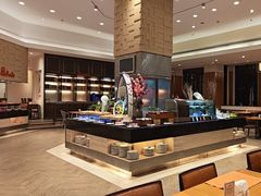 -亚龙湾希尔顿自助餐厅·海鲜·烧烤·沙滩BBQ·现场乐队