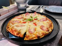 熏肠乳酪梅菜薄饼-Hi City·城市之巅