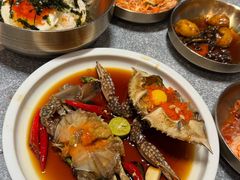 -草家酱蟹炭火烤肉店(珲春南路二店)