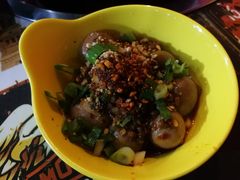 -椒点传统串串香