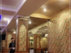 -维吾尔餐厅(宜山路店)