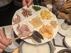 金牌荔湾艇仔粥-新兴·金羊座·粤菜点心(乐峰店)