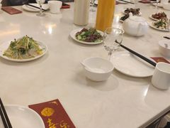 -喜乐餐厅•灯笼虾球首创者•本地小海鲜(二马路店)