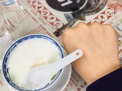 -周大娘牛乳(旧寨古村总店)
