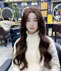 点击看大图 -藤野造型烫发染发