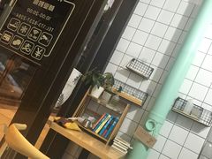 -蜜蜂小象·榴莲千层蛋糕(时代汇11栋店)