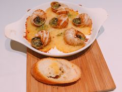 -GreyWhale灰鲸餐厅(武汉国际广场店)