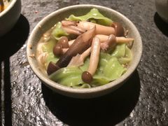 -三出山火锅(南京万象天地店)