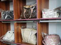 -翰皇直营洗衣洗鞋(望京鹿港店)