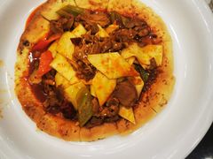 -伊源鼎盛餐饮服务有限公司