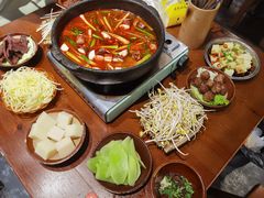 -黔有有贵州酸汤夺夺粉火锅(五味十字店)