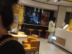 -麦当劳(南门换乘中心店)