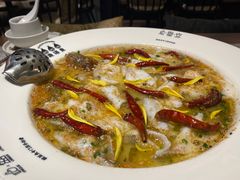 -渔语鱼新川菜Bistro(万象天地店)