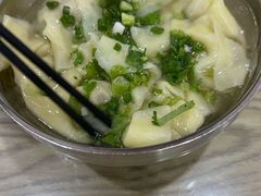 -巍山火巴肉饵丝(大理古城店)