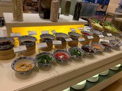-上海浦东假日酒店逸庭咖啡厅