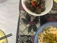 -刘姐啤酒鱼民族演艺餐厅(西街总店)