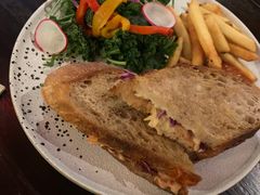 -Brut Eatery悦璞食堂(建国东路店)