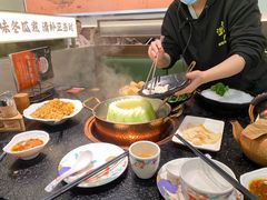 -得意咚瓜·顺德鱼生·冬瓜火锅(深圳首店)