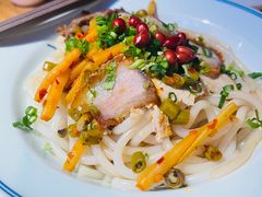 荣记桂林米粉-桂小厨广西菜(青秀万达店)
