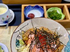 三文鱼海胆盖饭定食-红叶日本料理(三八广场店)