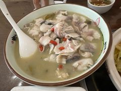 -洁神饭庄·海鲜·青岛菜·30年老字号(五四广场店)