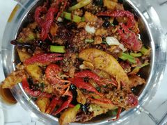 -凤凰路何眼镜香辣蟹(花果园店)