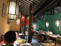 大堂-小凤庭·地道湖北菜武昌鱼·藕汤(38年黄鹤楼店)