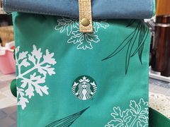 -星巴克臻选(南京金茂览秀城店)