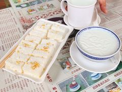 双皮奶-周大娘牛乳(旧寨古村总店)