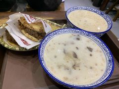 羊肉汤（多肉）-穆得·老周家牛肉烧饼(普利街店)