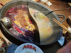 -萍姐火锅·公路夜市(武汉首店)