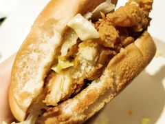 麦辣鸡腿堡金球版-麦当劳(洪山商场店)