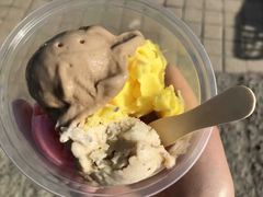 -古老冰山特色冰淇淋店(艾提尕尔店)