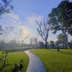 -玄武湖景区-情侣园游乐场