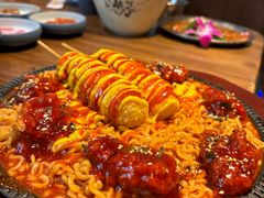 -明洞阿姨·韩式酱蟹烤肉·创意料理(三元桥店)