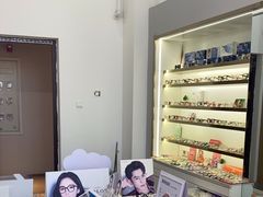 -视野联行眼镜·蔡司·控优点授权(长白万象汇店)