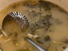 -严记小天府酸菜鱼(西四路店)