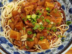 -九斤黄三黄鸡专卖店