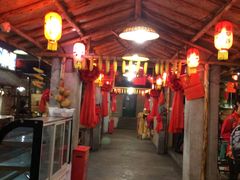 大堂-鱼窝棚柴火铁锅炖(富山屯店)