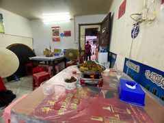大堂-桂萍特色牛筋牛杂(长堤街总店)