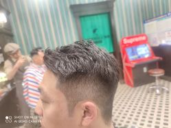 -海文先生国潮烫染男士理发馆