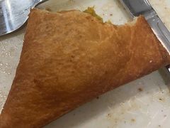咖喱吞拿鱼角-喜莲咖啡