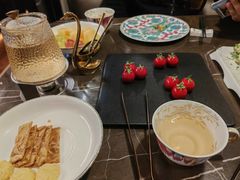 -海派悦庭·海胆烧麦·新融合菜(凯德广场店)