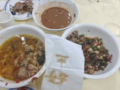 -笨罗卜浏阳菜馆(太平街店)