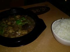 -杨铭宇黄焖鸡(新华路店)
