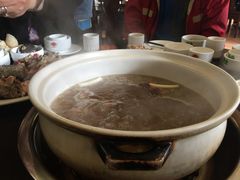 -东巴谷野生菌火锅餐厅