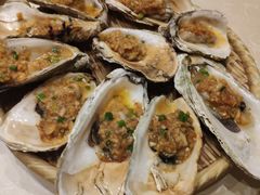 -覃记海鲜美食餐厅