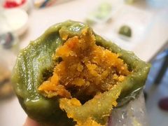 蛋黄肉松烧卖-大壶春生煎(四川中路店)